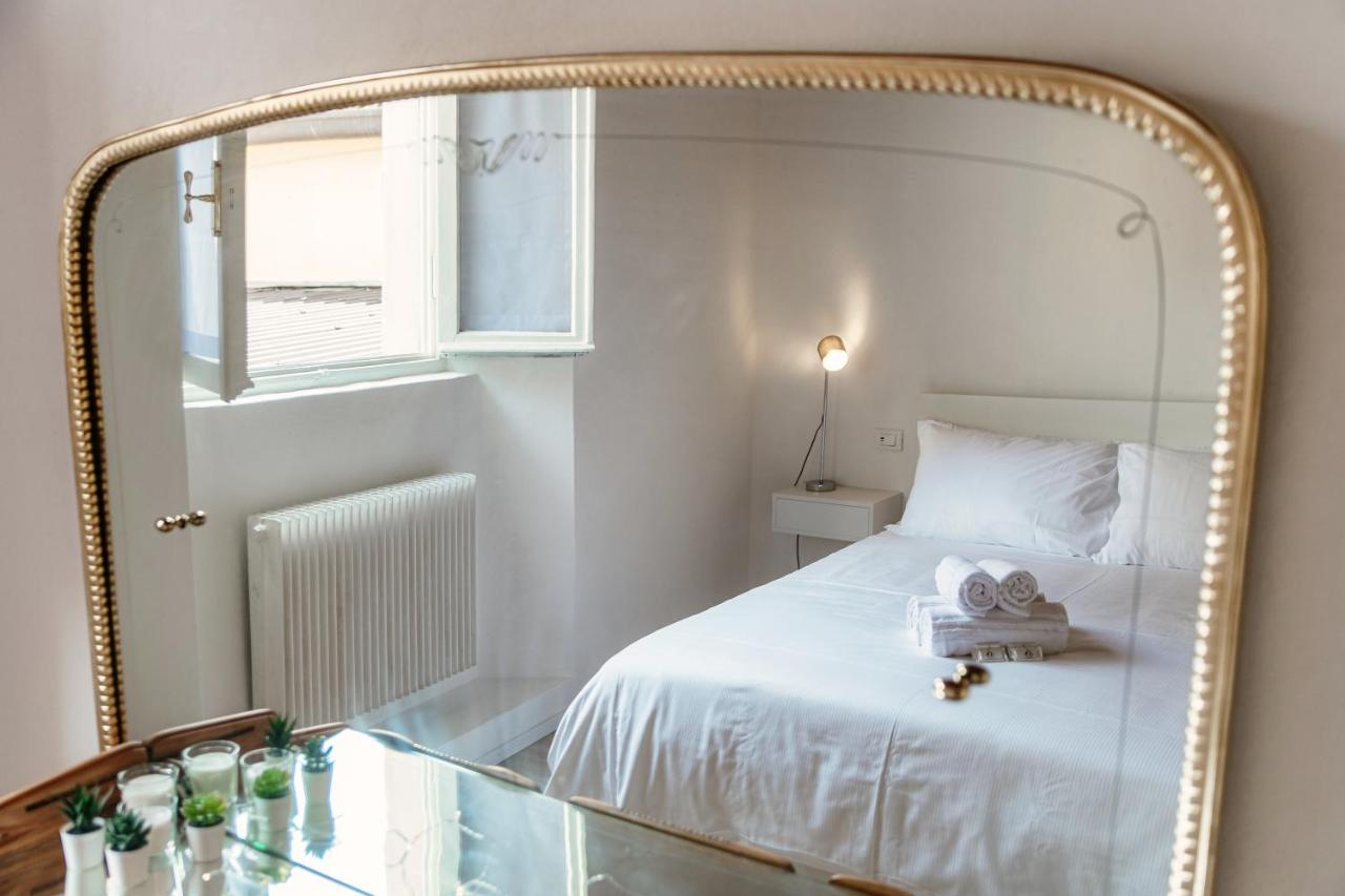 Apartment Silvia House - The House Of Travelers Como